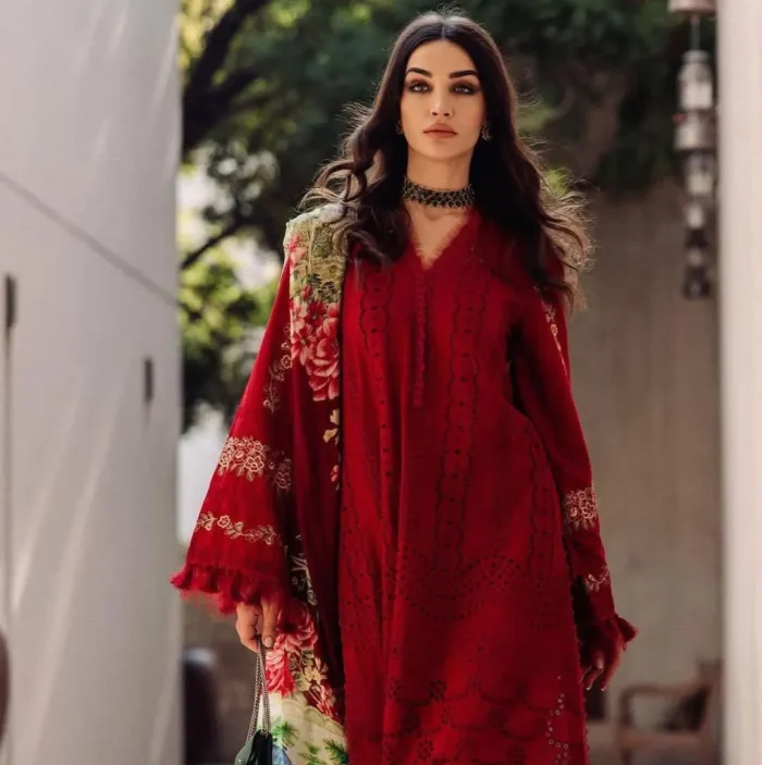 3 Pcs Women Unstitched Embroidered Suit