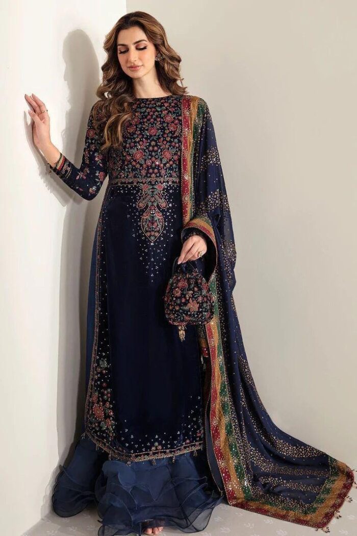 Embroidered Velvet Suit for Women Embroidered Velvet Suit for Women